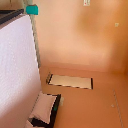 Hotel O R.J.International Pedda Ambarpet エクステリア 写真
