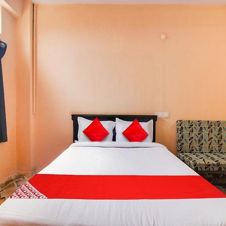 Hotel O R.J.International Pedda Ambarpet エクステリア 写真