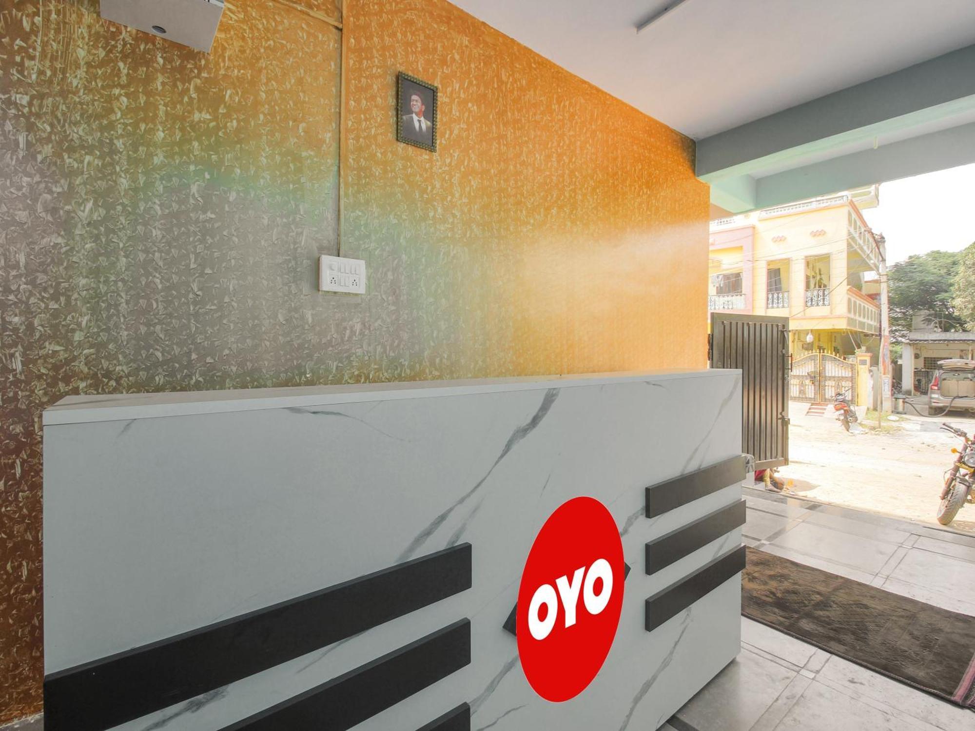 Hotel O R.J.International Pedda Ambarpet エクステリア 写真