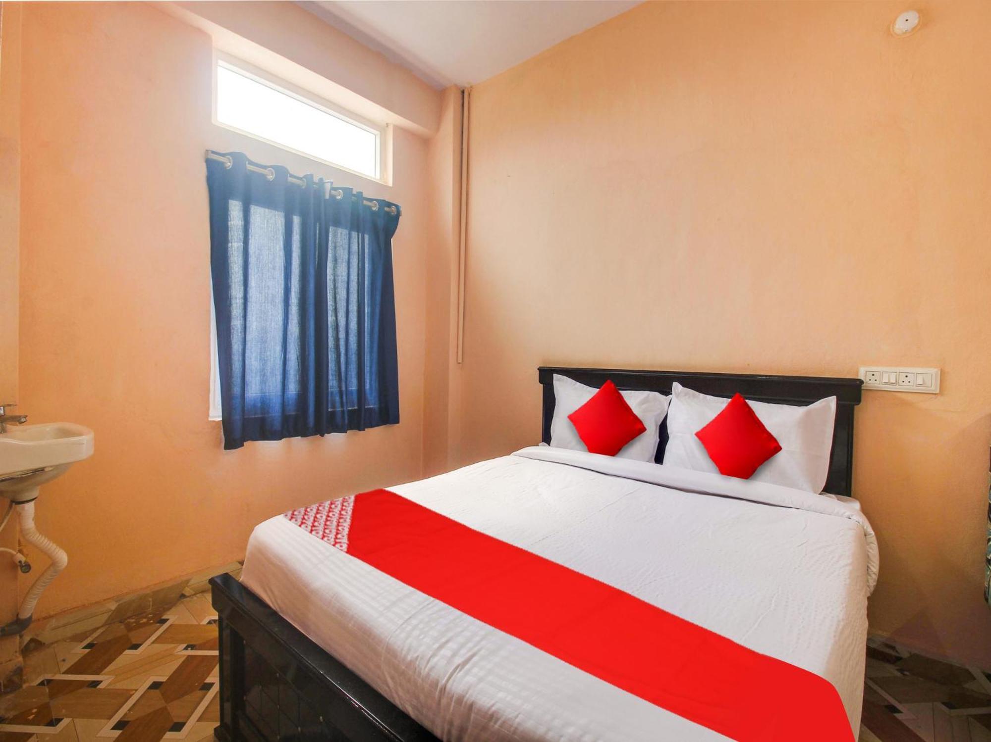Hotel O R.J.International Pedda Ambarpet エクステリア 写真