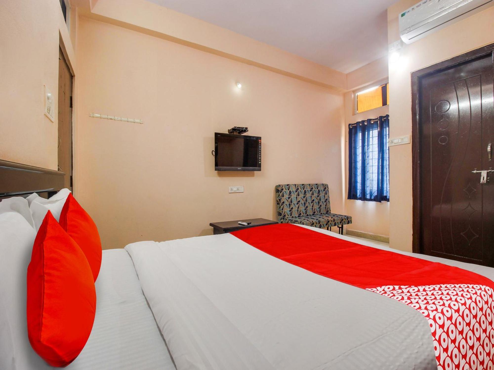 Hotel O R.J.International Pedda Ambarpet エクステリア 写真
