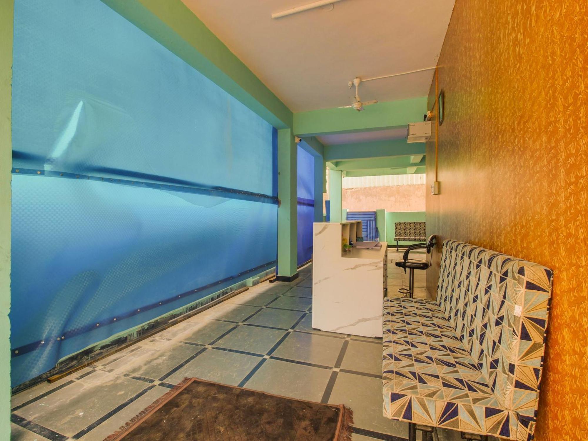 Hotel O R.J.International Pedda Ambarpet エクステリア 写真