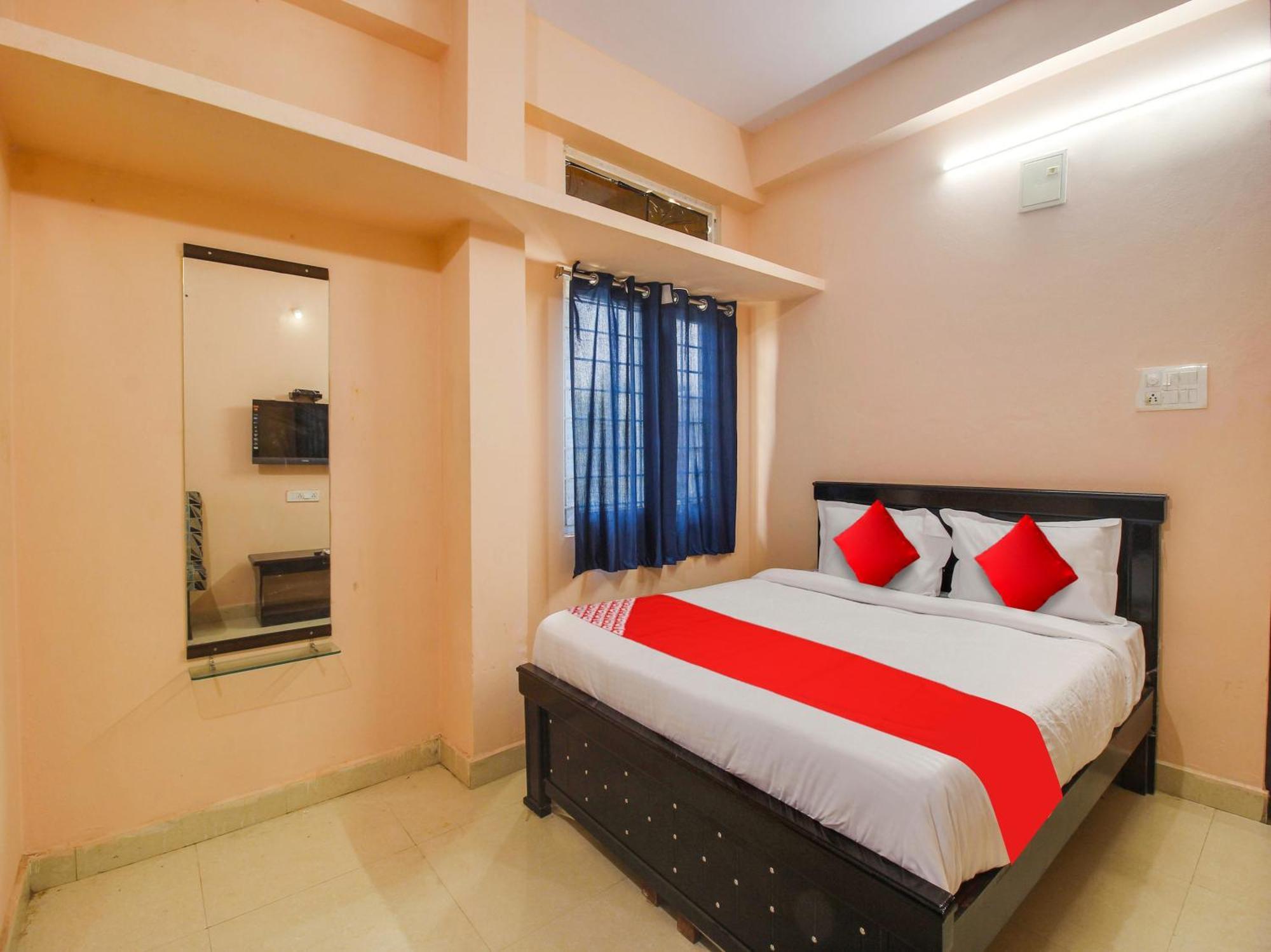 Hotel O R.J.International Pedda Ambarpet エクステリア 写真